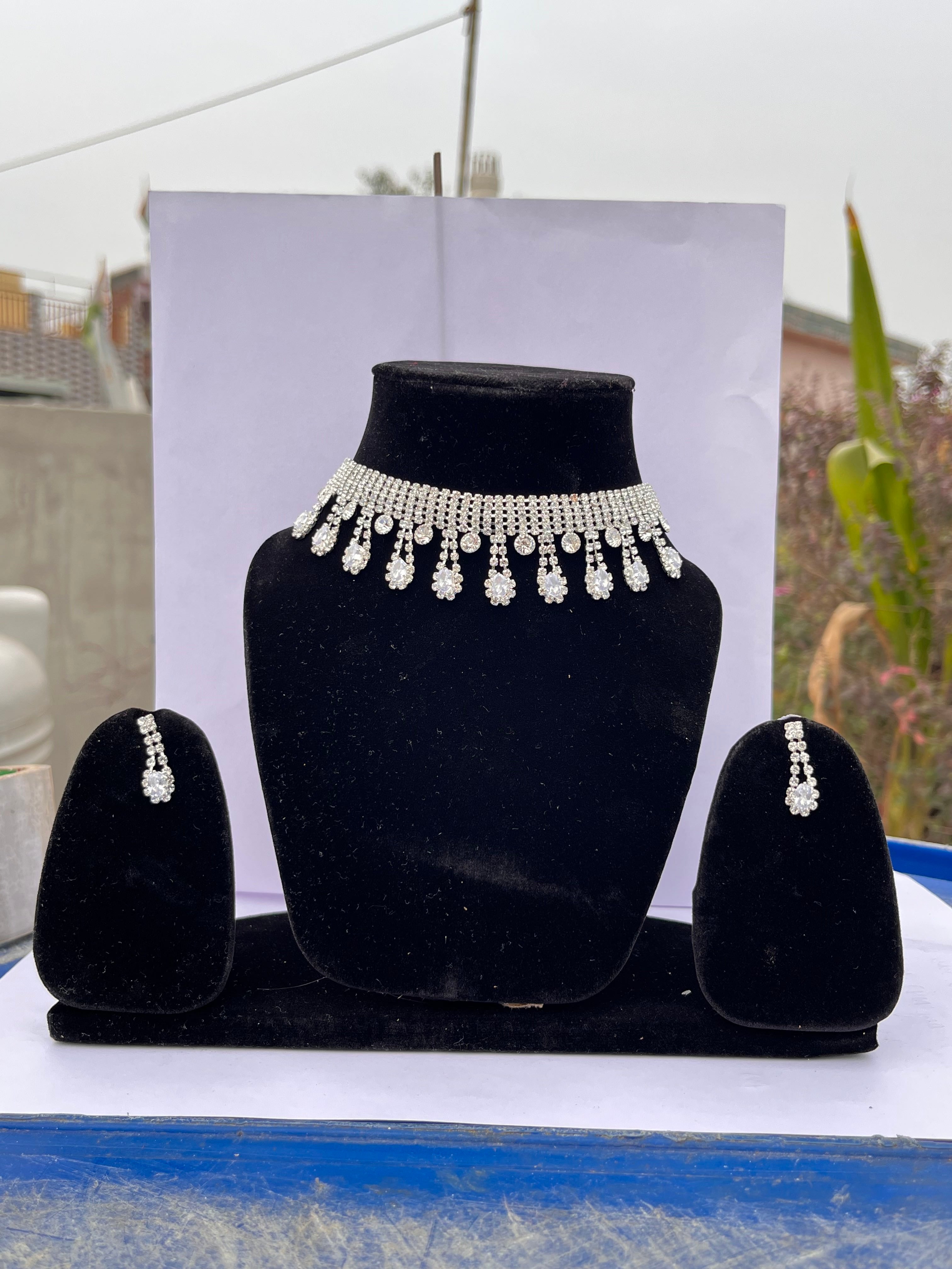 AD Necklace Set
