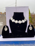 Necklace Set With Glass