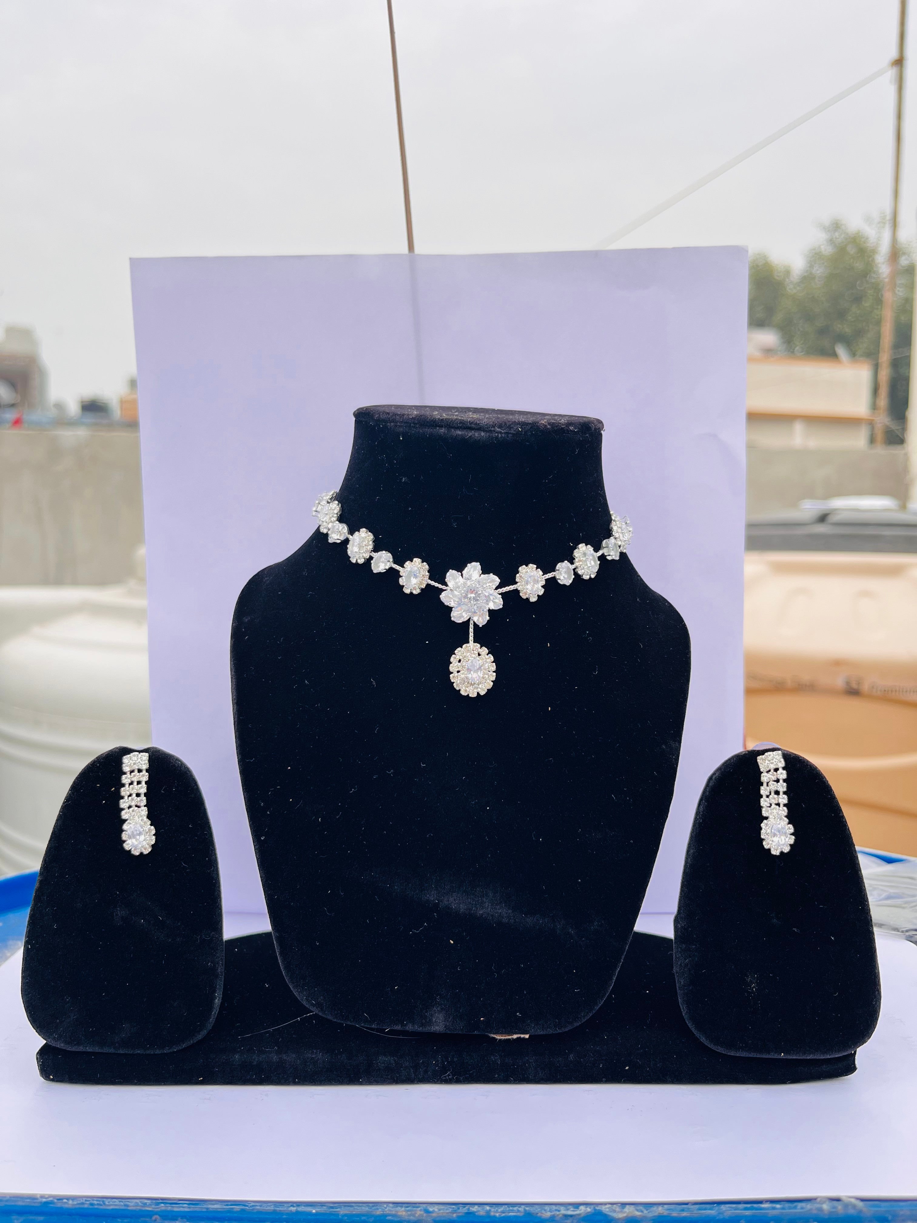 AD Neclace Set with earring